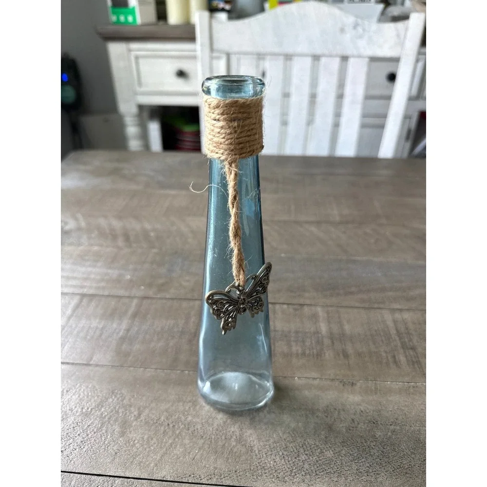 clear glass bud vase rustic rope-wrapped neck‎ butterfly decorative charm 9x3